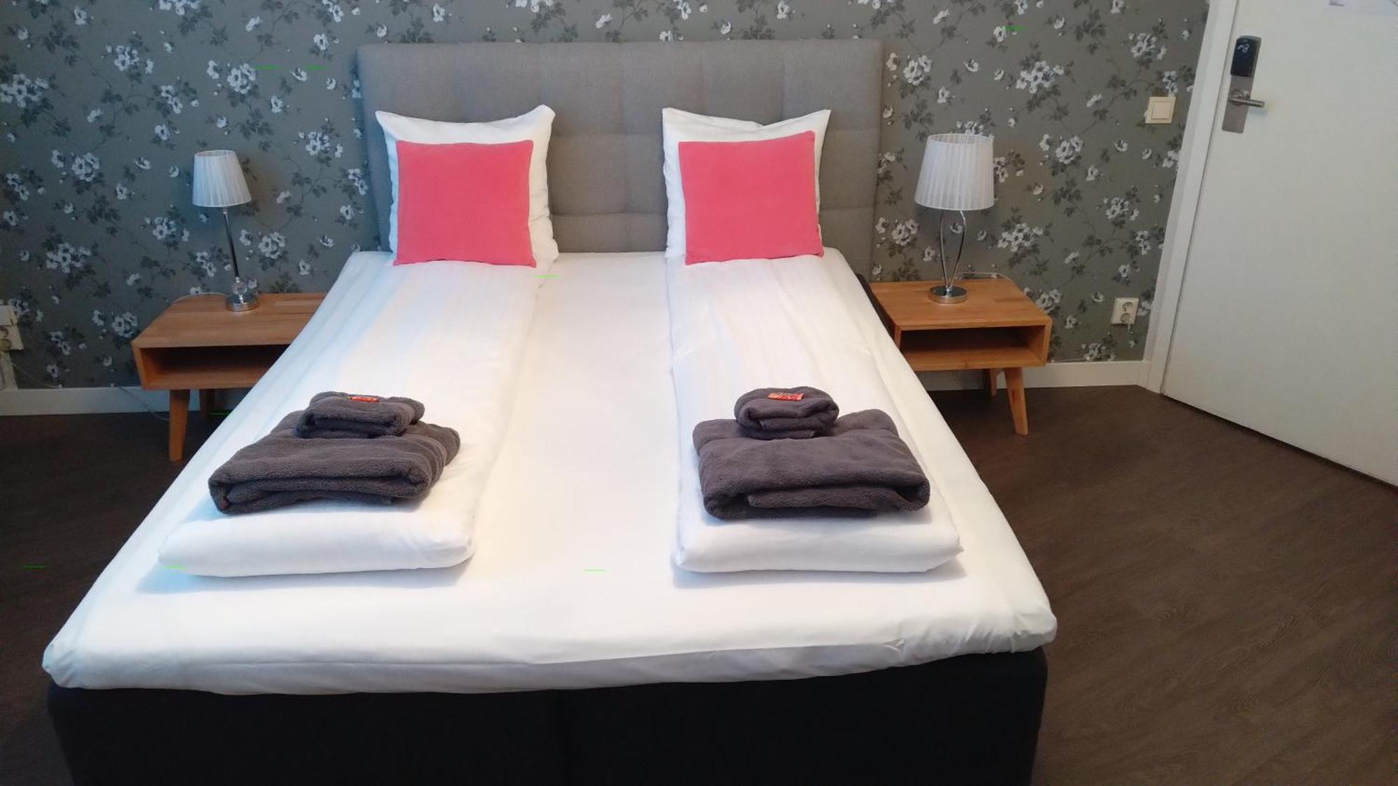 Hotel Charlotte / Stella Uppsala Extérieur photo