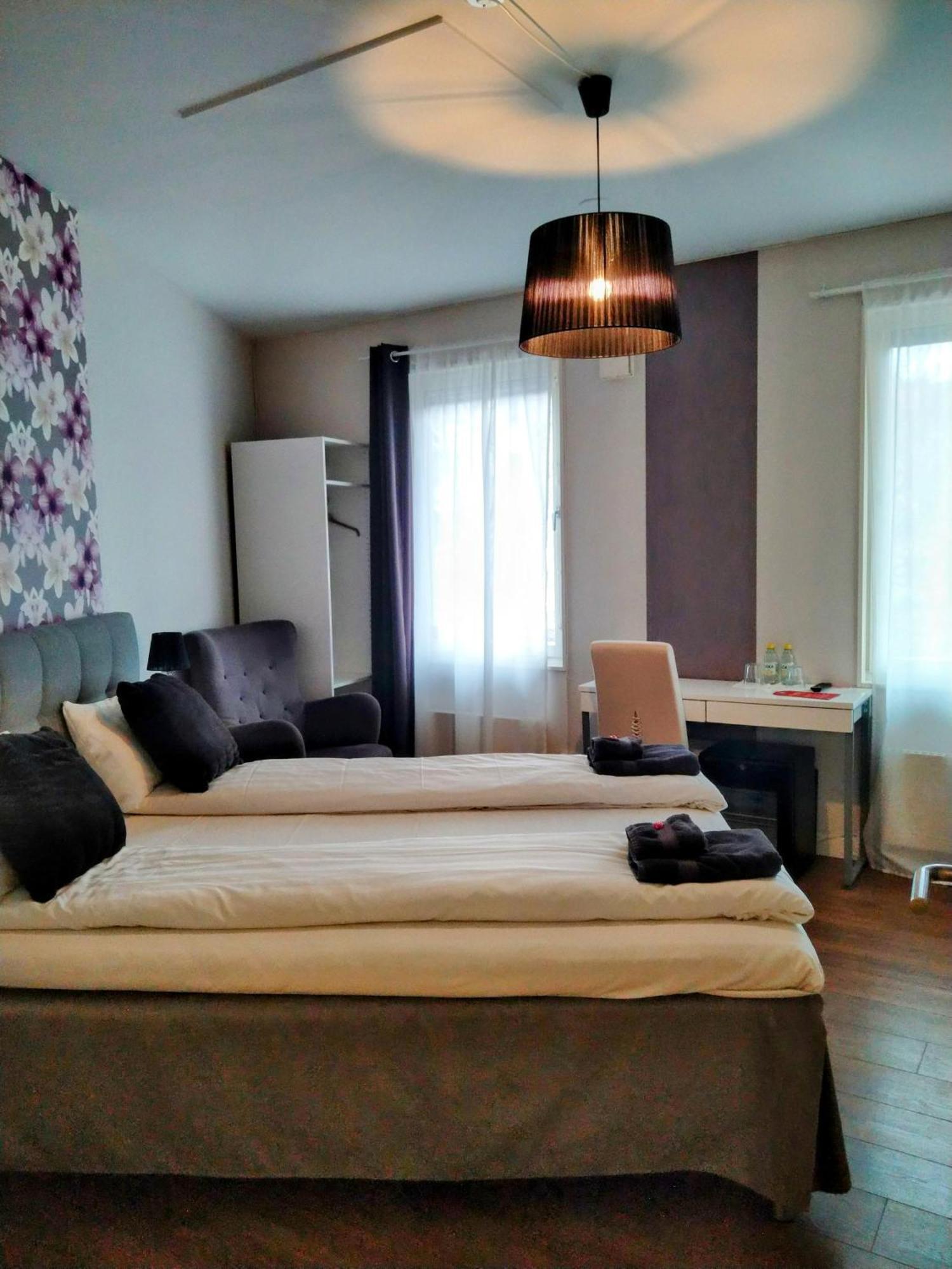 Hotel Charlotte / Stella Uppsala Extérieur photo